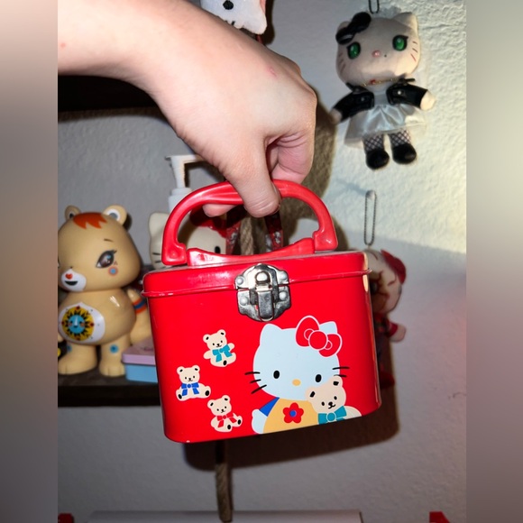 Sanrio Accessories - hello kitty tin box